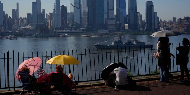 The Anatomy of Extreme Heat Mortality: Evaluating Grid Failure and Thermal Buildup in Urban Microclimates