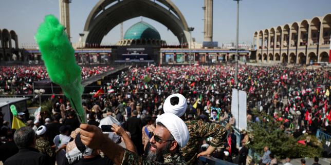 En images, les funérailles du Guide suprême iranien Ali Khamenei