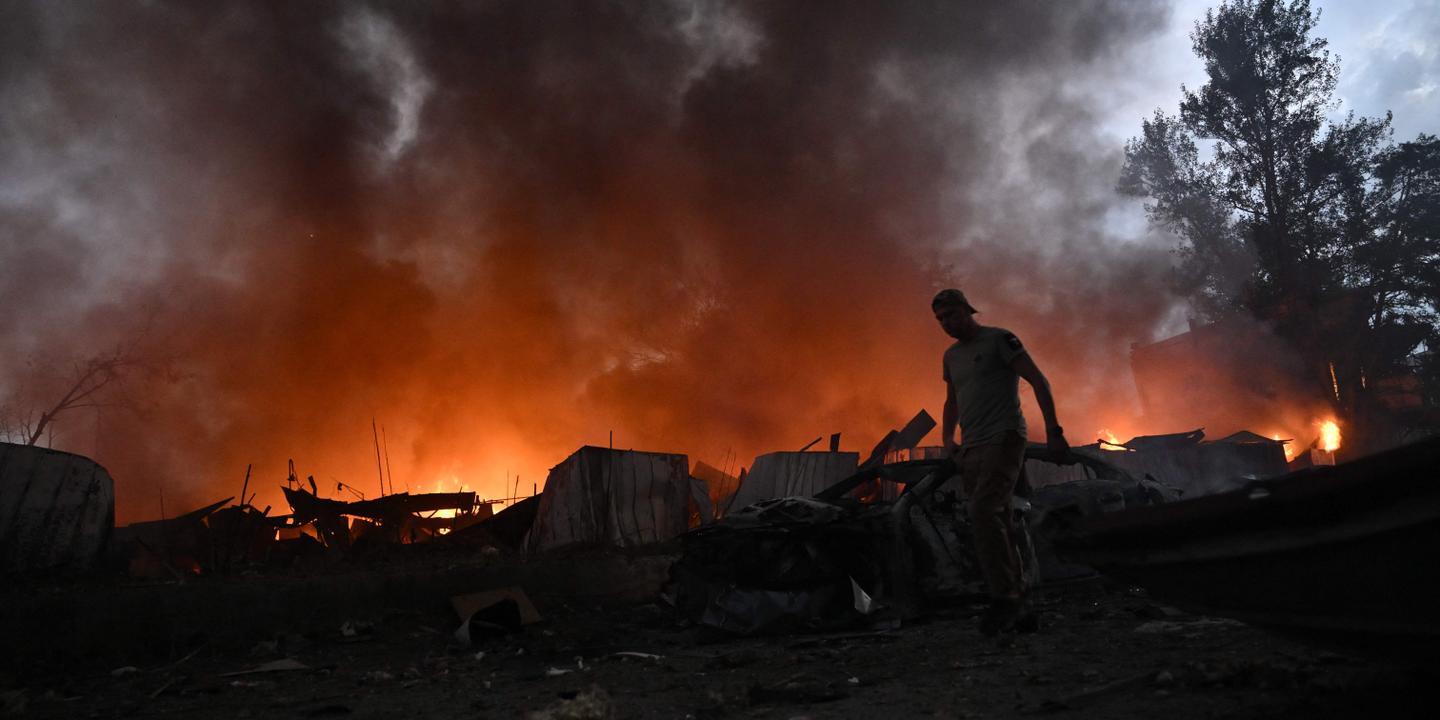 Frappes russes à Kiev : huit morts, missiles balistiques