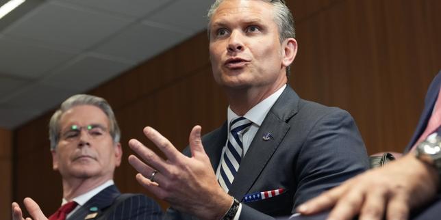 EN DIRECT, guerre au Moyen-Orient : les Etats-Unis pourraient frapper l’Iran « plus en profondeur » dans la nuit, selon Pete Hegseth, le secrétaire d’Etat à la défense