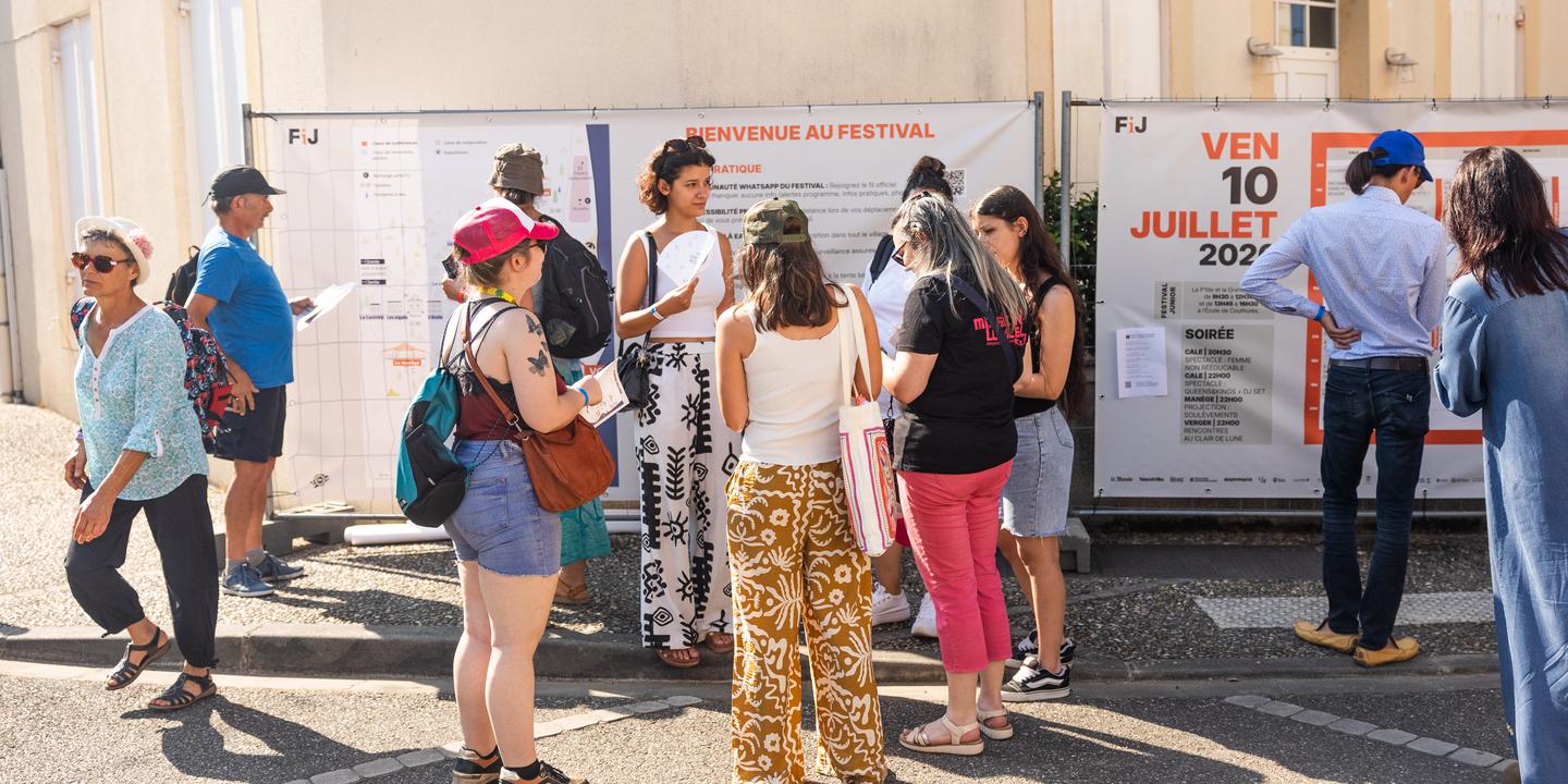 Jeunes journalistes refusent la caricature et défendent leur intérêt pour l'actu