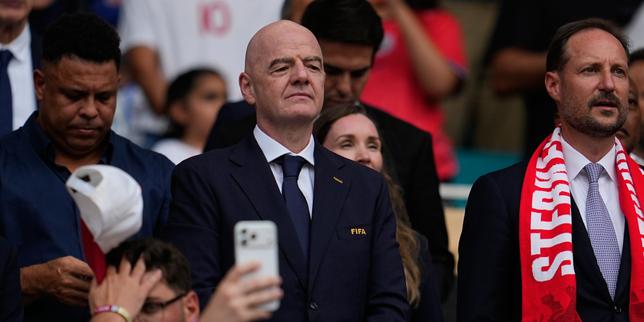 Gianni Infantino, un président de la FIFA fragilisé par sa soif de profits