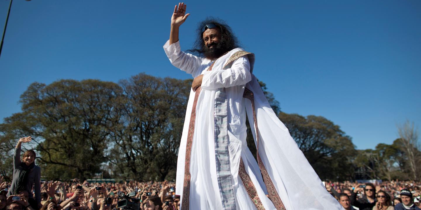 Sri Sri Ravi Shankar, le « gourou de la paix » qui a l’oreille de leaders politiques et diplomatiques mondiaux