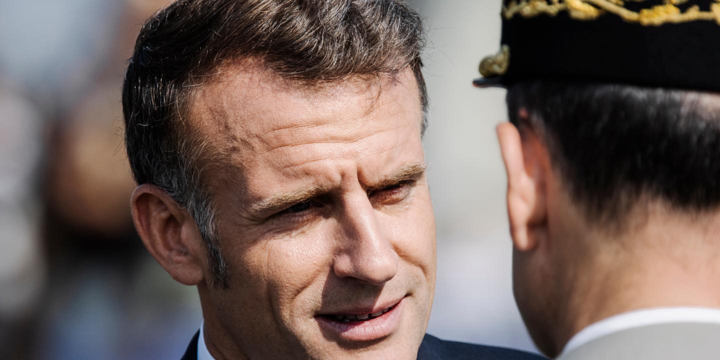 Algérie : Emmanuel Macron assure que la France n’a aucun « objectif chiffré » concernant le nombre de visas octroyés et nie tout « laxisme »
