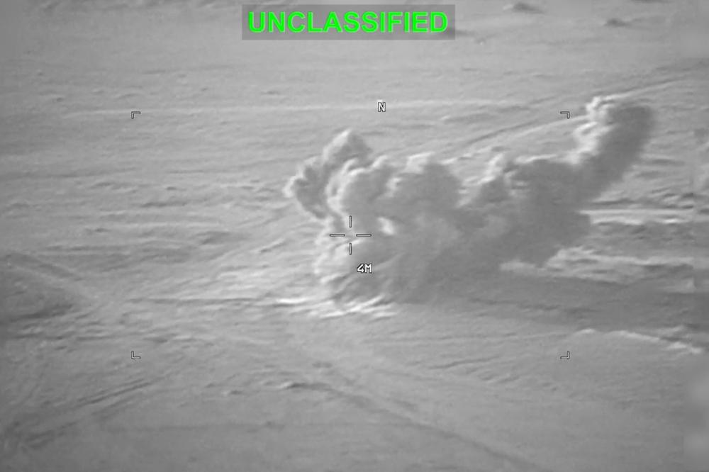 Une capture d’écran d’une vidéo mise à disposition par le Commandement central des États-Unis (CENTCOM), le 19 juillet 2026, montre ce qui est présenté comme des frappes américaines en Iran. - COMMANDEMENT CENTRAL DES ÉTATS-UNIS VIA REUTERS