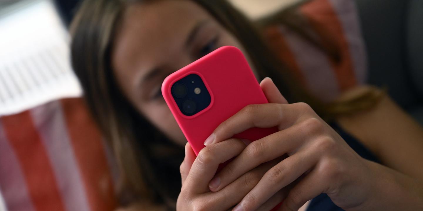 Interdiction des réseaux sociaux aux moins de 15 ans : accord en commission mixte paritaire