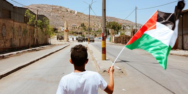 Les enfants de Cisjordanie dans l’objectif du photographe palestinien Sakir Khader pour « conserver la mémoire de la survie »