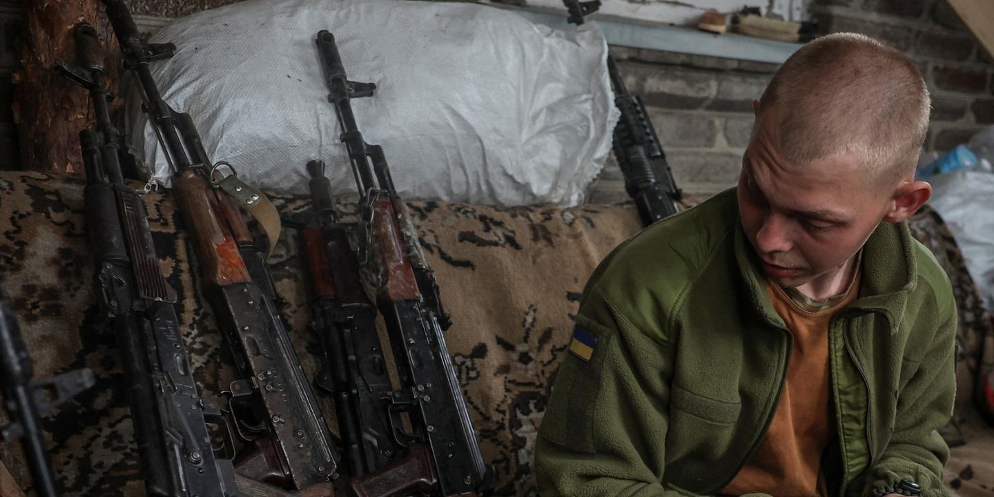 EN DIRECT, guerre en Ukraine : l’ex-chef de l’armée ukrainienne, Oleksandr Syrsky, défend son bilan auprès de son successeur, Mykhaïlo Drapaty