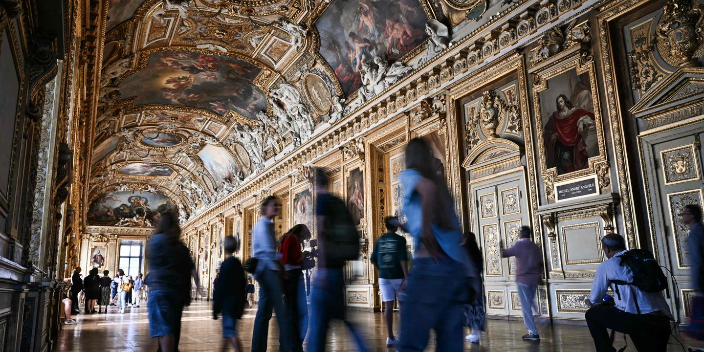 Louvre : la Galerie d'Apollon rouvre après le cambriolage d'octobre 2025