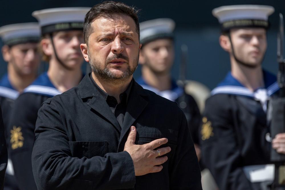 Le président ukrainien, Volodymyr Zelensky, à Portsmouth (Royaume-Uni), le 27 juillet 2026. - SIMON JONES/« THE SUN » VIA AP