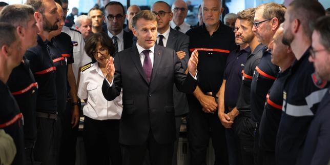 EN DIRECT, incendies : « Les semaines à venir seront dures, et on doit tenir », déclare Emmanuel Macron, arrivé en Gironde en début de soirée
