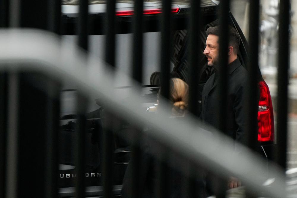 Le président ukrainien, Volodymyr Zelensky, à son arrivée à la Maison Blanche, à Washington, le 28 juillet 2026. - ELIZABETH FRANTZ/REUTERS