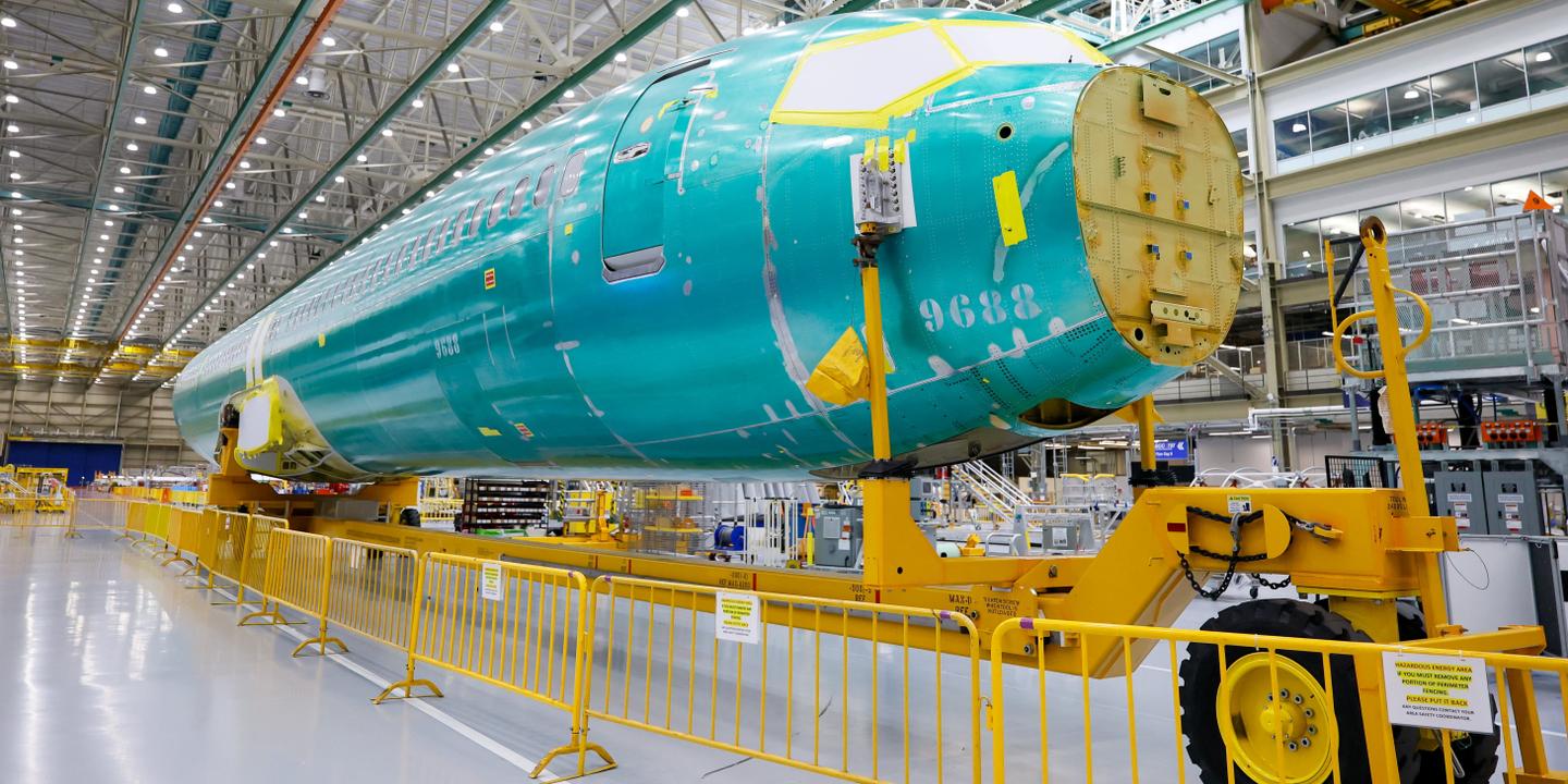 Airbus et Boeing visent une cadence record