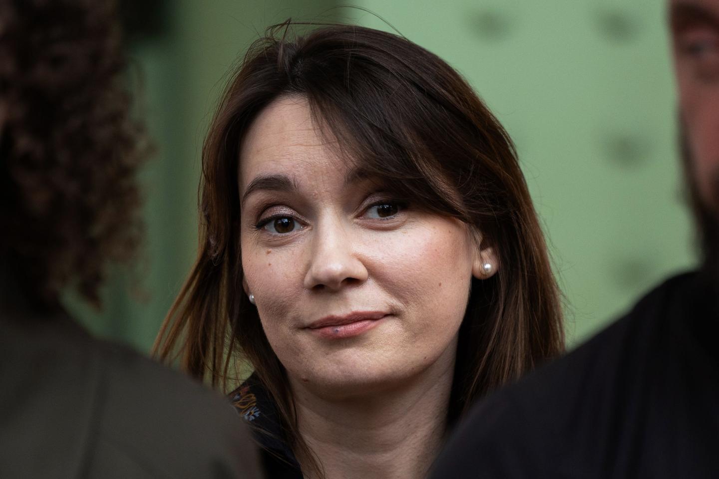 Xenia Fedorova, in vacanza all'estero, non tornerà in Francia finché l'espulsione non è sospesa