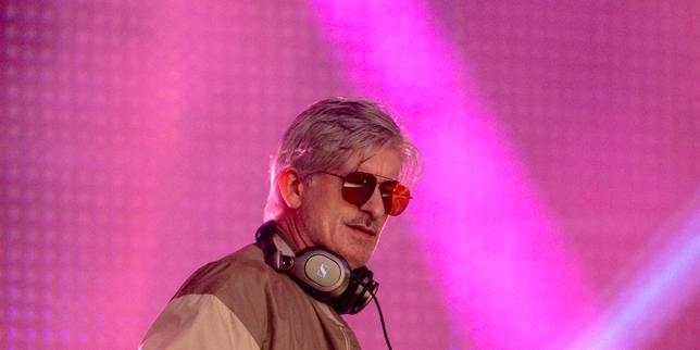DJ Kavinsky, known for his title "Nightcall", found dead at his home, at the age of 50
