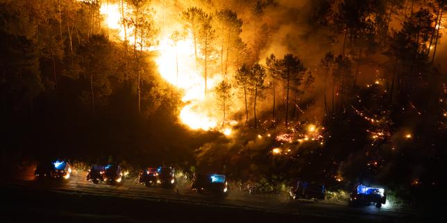 In DIRECT, fires: the arrival of "dry" winds and temperatures of more than 40 °C threatens to revive the megafire in Gironde