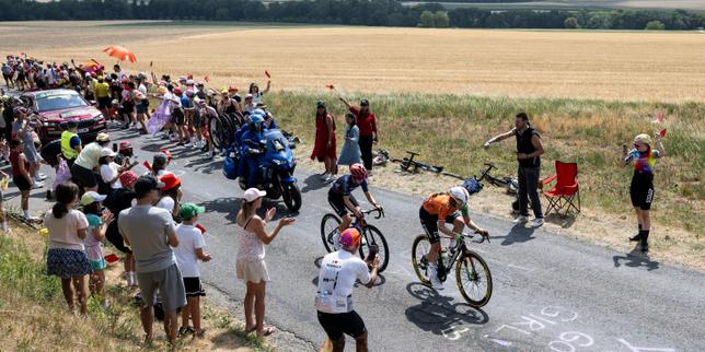 EN DIRECT, Tour de France Femmes 2026 : les coureuses s’élancent depuis Aigle