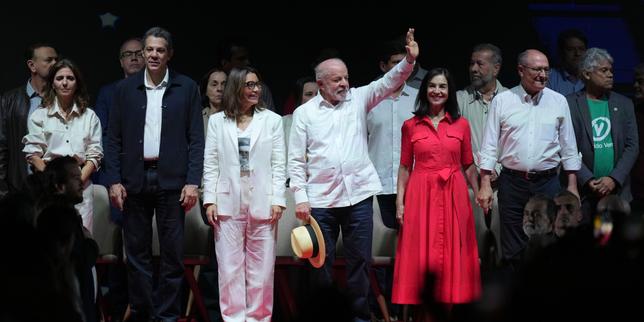 Trump et Milei ciblent Lula à deux mois de l’élection présidentielle brésilienne