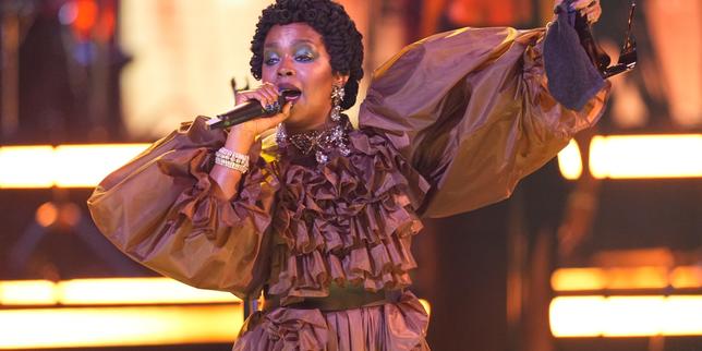 La chanteuse Lauryn Hill en service minimum à l’Accor Arena à Paris