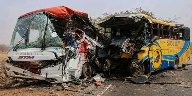 Une violente collision entre deux bus au Niger fait au moins 22 morts dont 17 militaires