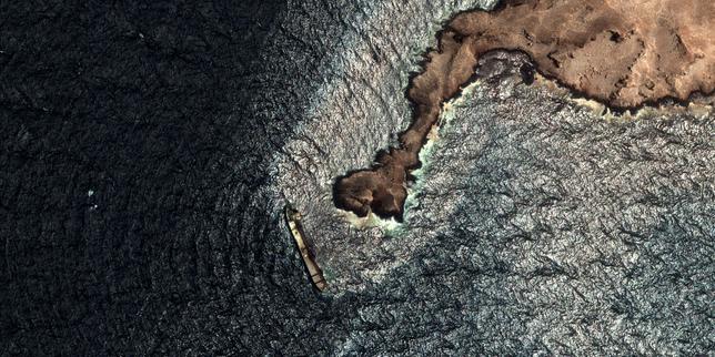 Les côtes d’Oman touchées par une marée noire qui menace une réserve naturelle