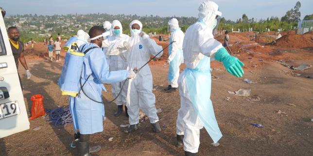 L’épidémie d’Ebola en RDC est « loin d’être maîtrisée » et il existe un « risque élevé d’une propagation internationale »