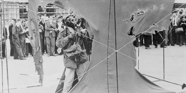 Quand, en 1959, Gustav Metzger invente l’art à disparition programmée