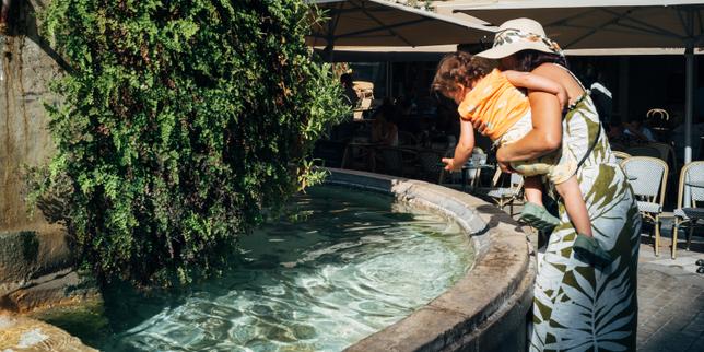 EN DIRECT, incendies et canicule : l’est de la France connaît des pénuries d’essence en raison du bas niveau du Rhin ; 75 départements en vigilance orange