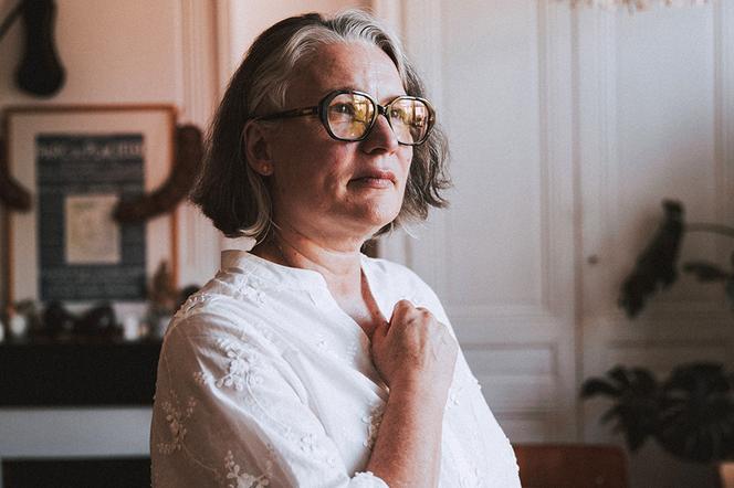 Rachel Mignard assista au proc&egrave;s Barbie le 22 mai 1987. Ici, &agrave; Lyon, le 8 juillet&nbsp;2026.  - ANTOINE MERLET POUR M LE MAGAZINE DU MONDE