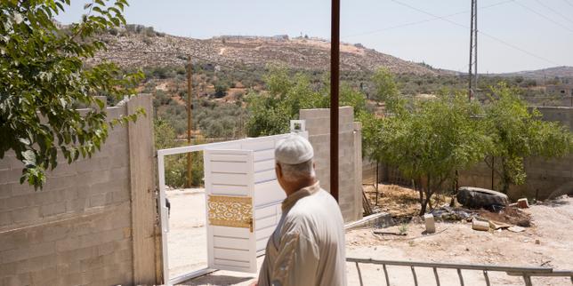 In the West Bank, the Israeli army humiliated by a handful of settlers