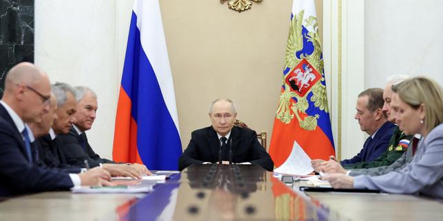 EN DIRECT, guerre en Ukraine : Vladimir Poutine est prêt à rencontrer les émissaires américains Steve Witkoff et Jared Kushner pour discuter de la fin du conflit, selon Sergueï Lavrov