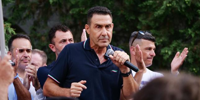 En Italie, l’extrême droite entraînée dans la surenchère par la radicalité de Roberto Vannacci, un ex-général entré en politique