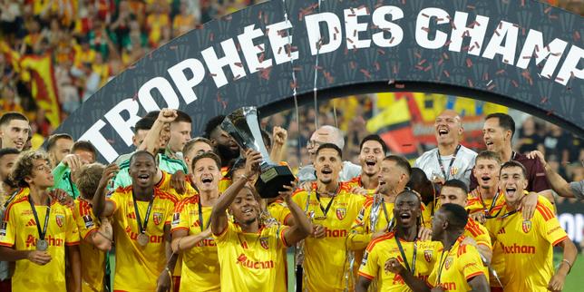 Le RC Lens remporte le premier Trophée des champions de son histoire face au PSG