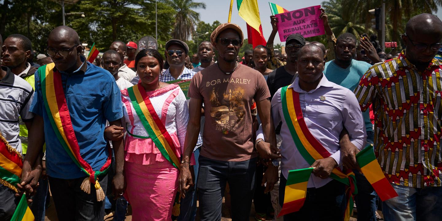 Au Mali, la condamnation des activistes « Ras Bath » et « Rose Vie chère », symbole de la répression croissante des voix critiques à l’égard de la junte du général Assimi Goïta