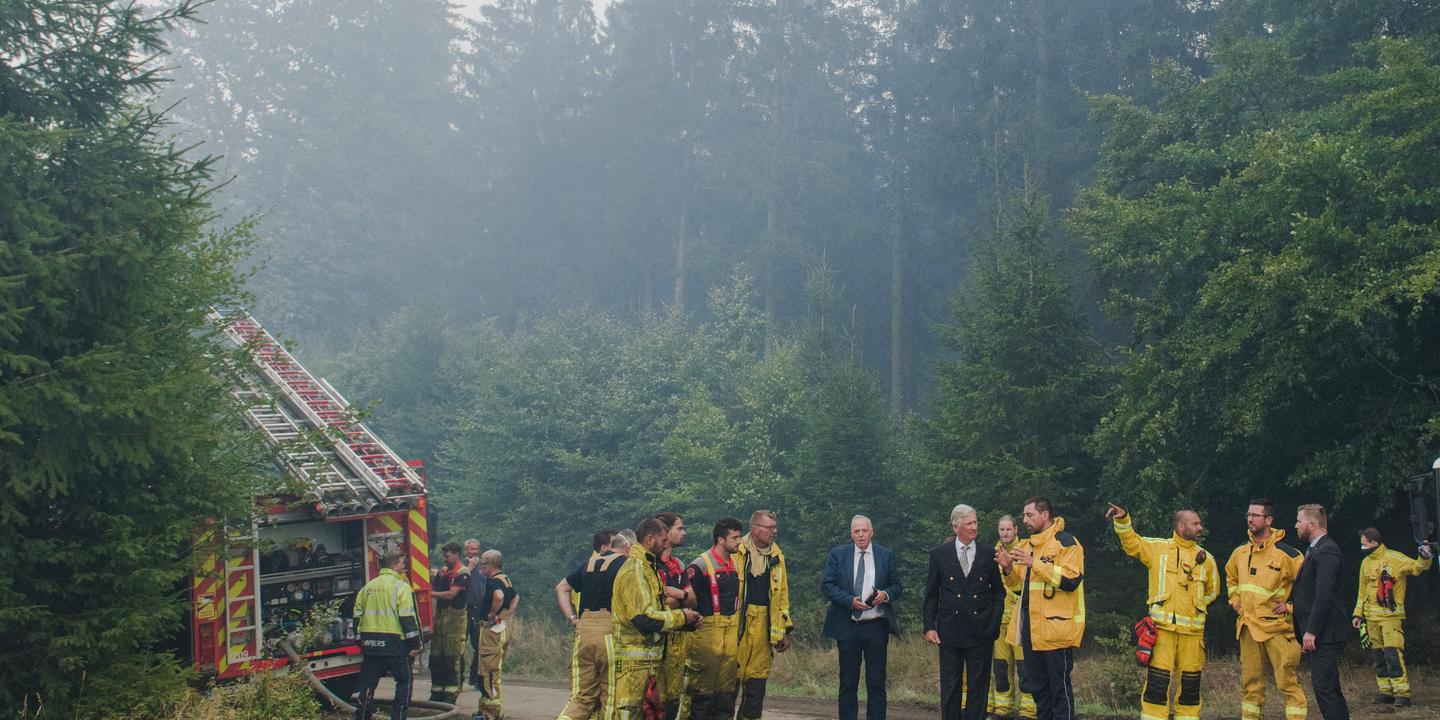 Incendie en Belgique : le feu dans les Hautes-Fagnes provoque un débat sur l’impréparation du pays au changement climatique