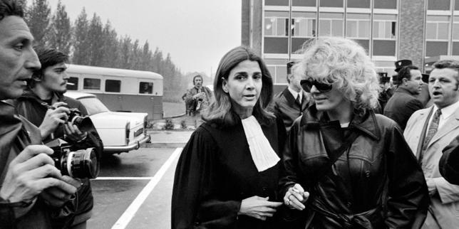 L’avocate Gisèle Halimi pendant le procès de Marie-Claire Chevalier, à Bobigny, le 11&nbsp;octobre 1972.