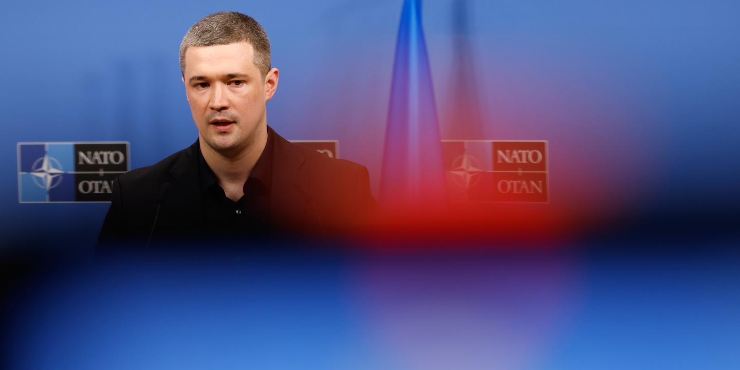 EN DIRECT, guerre en Ukraine : Mykhaïlo Fedorov, le populaire ex-ministre de la défense écarté par Volodymyr Zelensky, demande d’ouvrir la voie à des élections