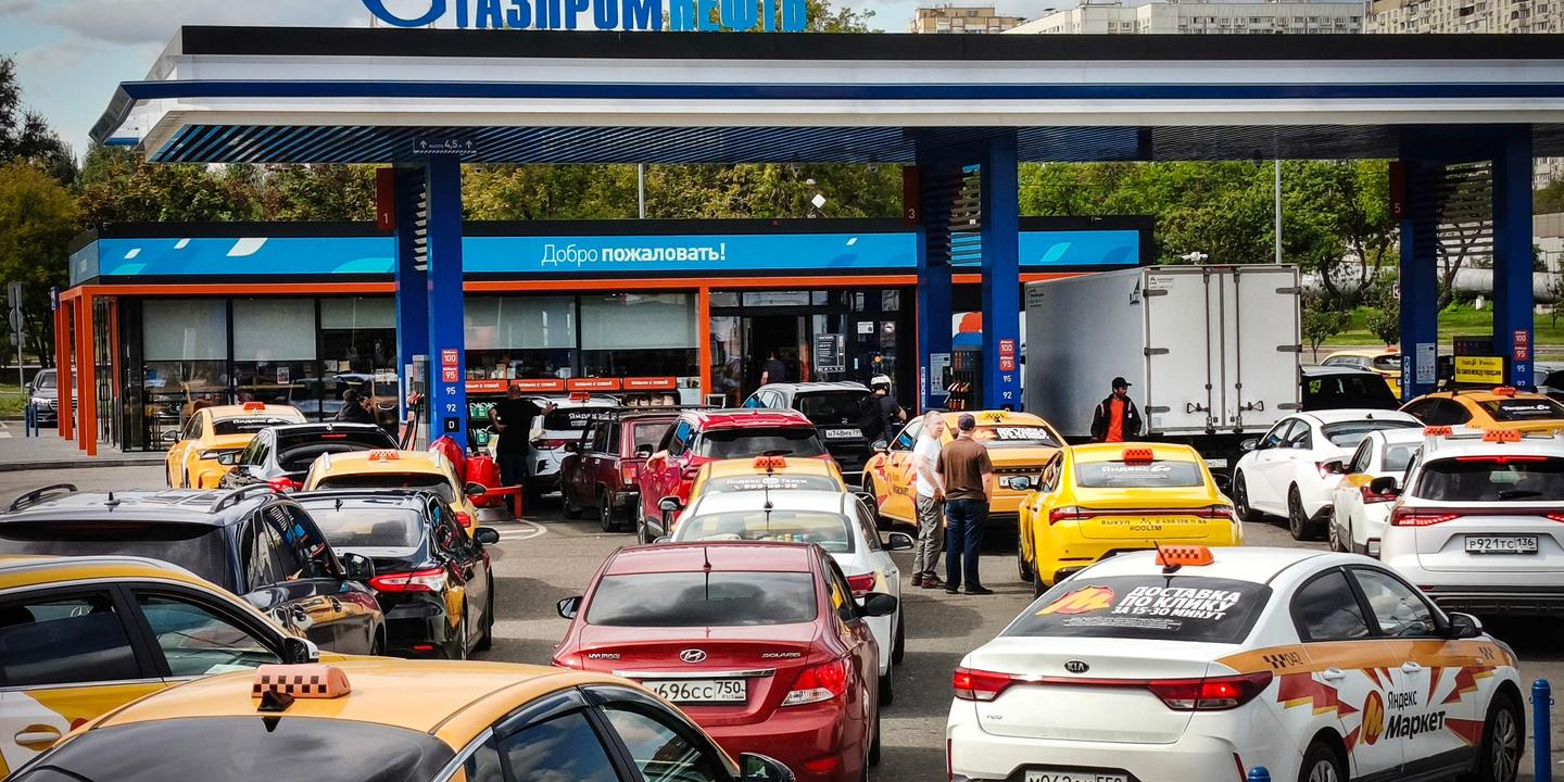 Guerre en Ukraine : rationnement de carburant dans plusieurs stations-service à Moscou