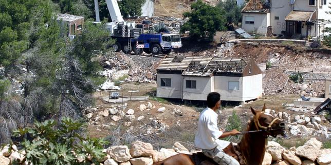 En Cisjordanie, un conseil de colons israéliens annonce le retour dans la colonie de Kadim évacuée en 2005