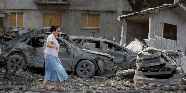 EN DIRECT, guerre en Ukraine : un mort à Kiev dans une nouvelle attaque russe nocturne