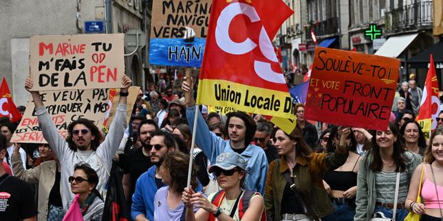 Présidentielle 2027 : les syndicats, inquiets par les reculs dans des pays dirigés par l’extrême droite, essaient de se mobiliser contre le RN