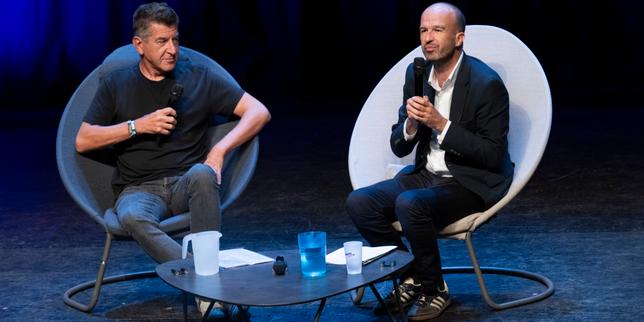 Matthieu Pigasse assure qu’il y a « pas mal de convergences » entre lui et les « insoumis », pendant les universités d’été de LFI