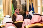 Emmanuel Macron et le prince héritier saoudien Mohammed Ben Salman, à l’Elysée, à Paris, le 24 août 2026.