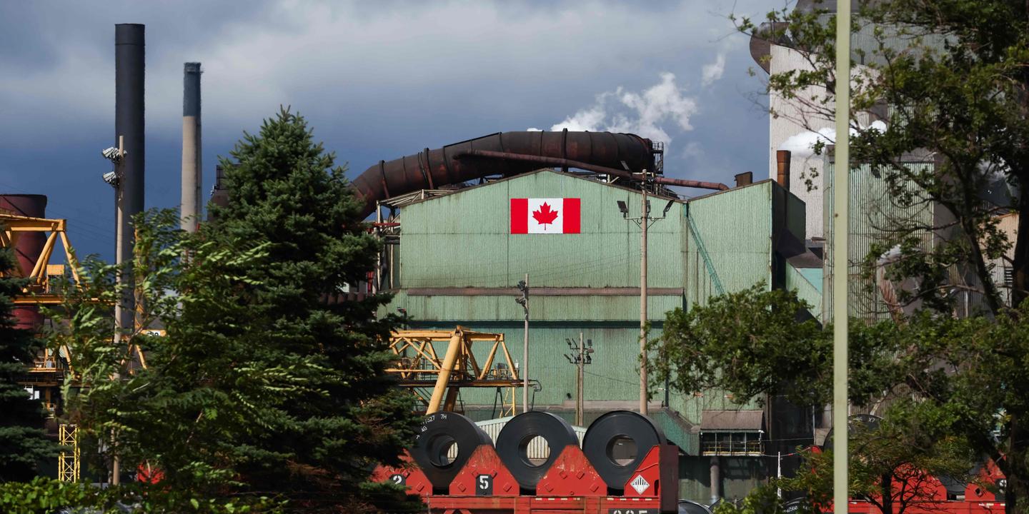 Droits de douane : le Canada riposte avec des surtaxes de 15 à 50 %