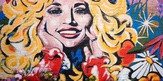 Tributes pour in for Dolly Parton