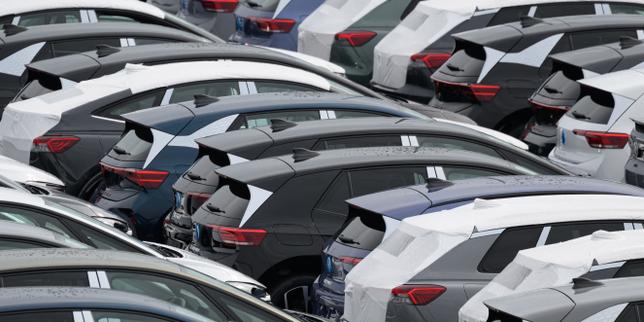 Volkswagen recalls nearly 2.9 million cars worldwide over risk of steering failure