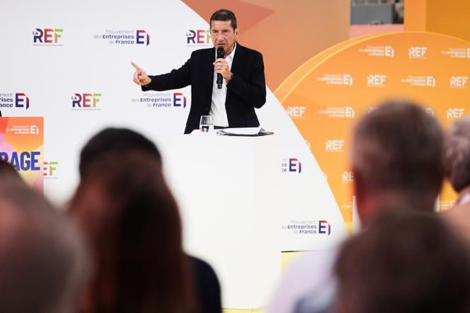 Le maire de Cannes, David Lisnard, lors de la rencontre des entrepreneurs de France, à Paris, le 27 août 2026. - CYRIL BITTON/DIVERGENCE POUR « LE MONDE »