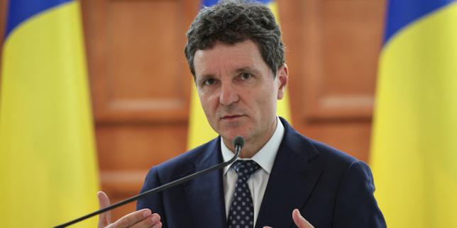 Le président roumain Nicusor Dan fragilisé par des révélations sur le chef de sa garde rapprochée