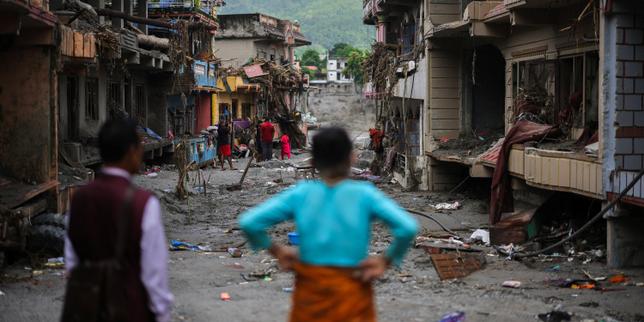 Dans un village du Népal dévasté par la boue : « Même nos ancêtres n’ont pas souvenir d’un déluge de cette ampleur »