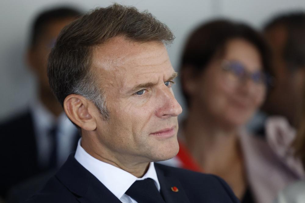 Le président français Emmanuel Macron, à Mende,  le 1er septembre 2026. - GUILLAUME HORCAJUELO/AFP